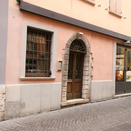 Violetta Maison Salo * Salò