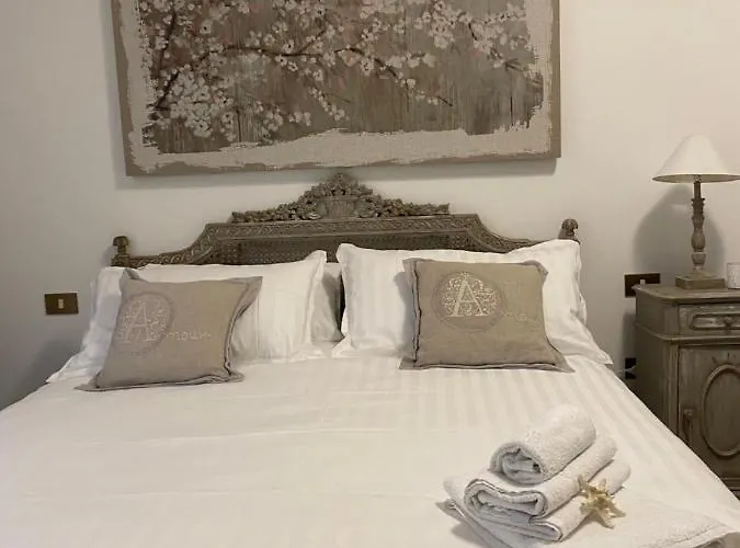 Апартаменты Violetta Maison *