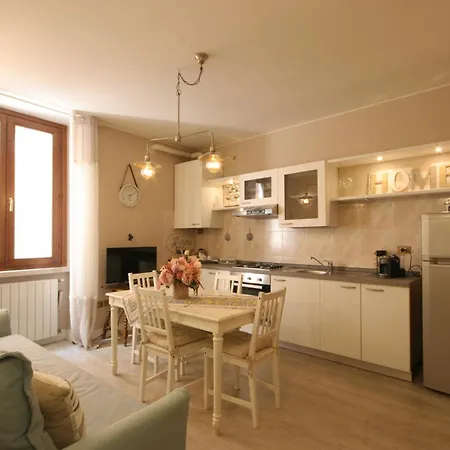 Apartment Violetta Maison Salo